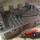 Veliki precizno CNC obrađeni deo od čelika C45 za alate za štancanje u automobilskoj industriji