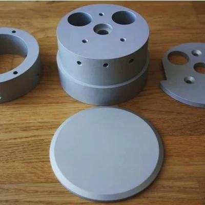 CNC gedrehtes AW7075 Aluminiumbauteil mit Präzisionsbearbeitung und eloxierter Oberfläche