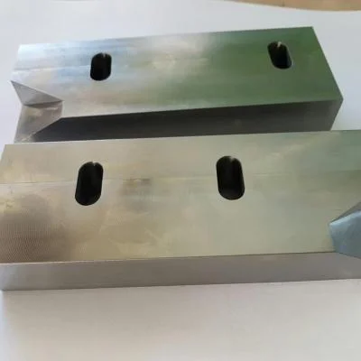 CNC gefertigter Werkzeugeinsatz aus 1.2379 Werkzeugstahl für Blech-Extrusionswerkzeuge in der Automobilindustrie