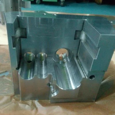 Komplexes CNC gefrästes Gehäuse aus 1.2312 Werkzeugstahl